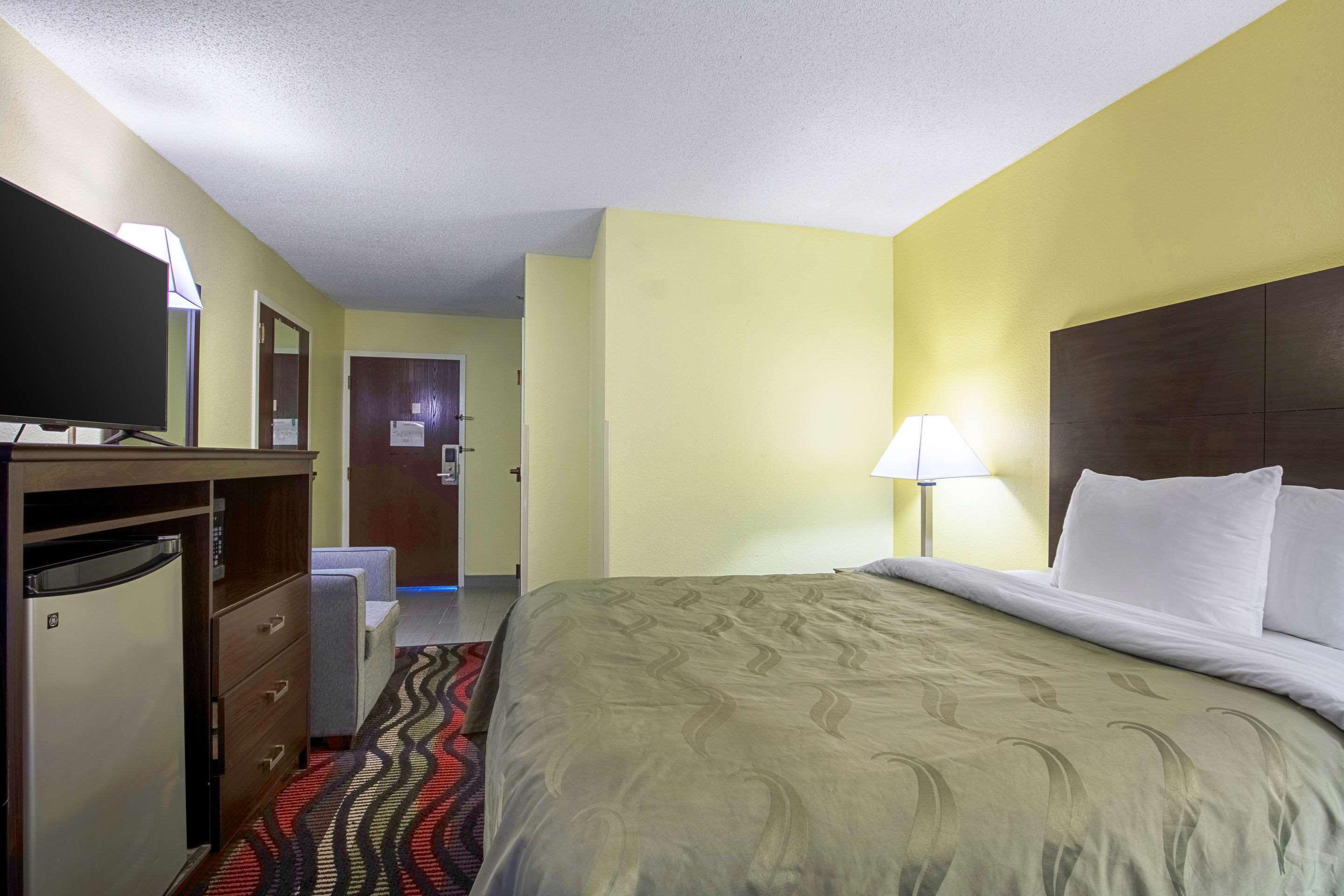 Quality Inn Holly Springs South Экстерьер фото