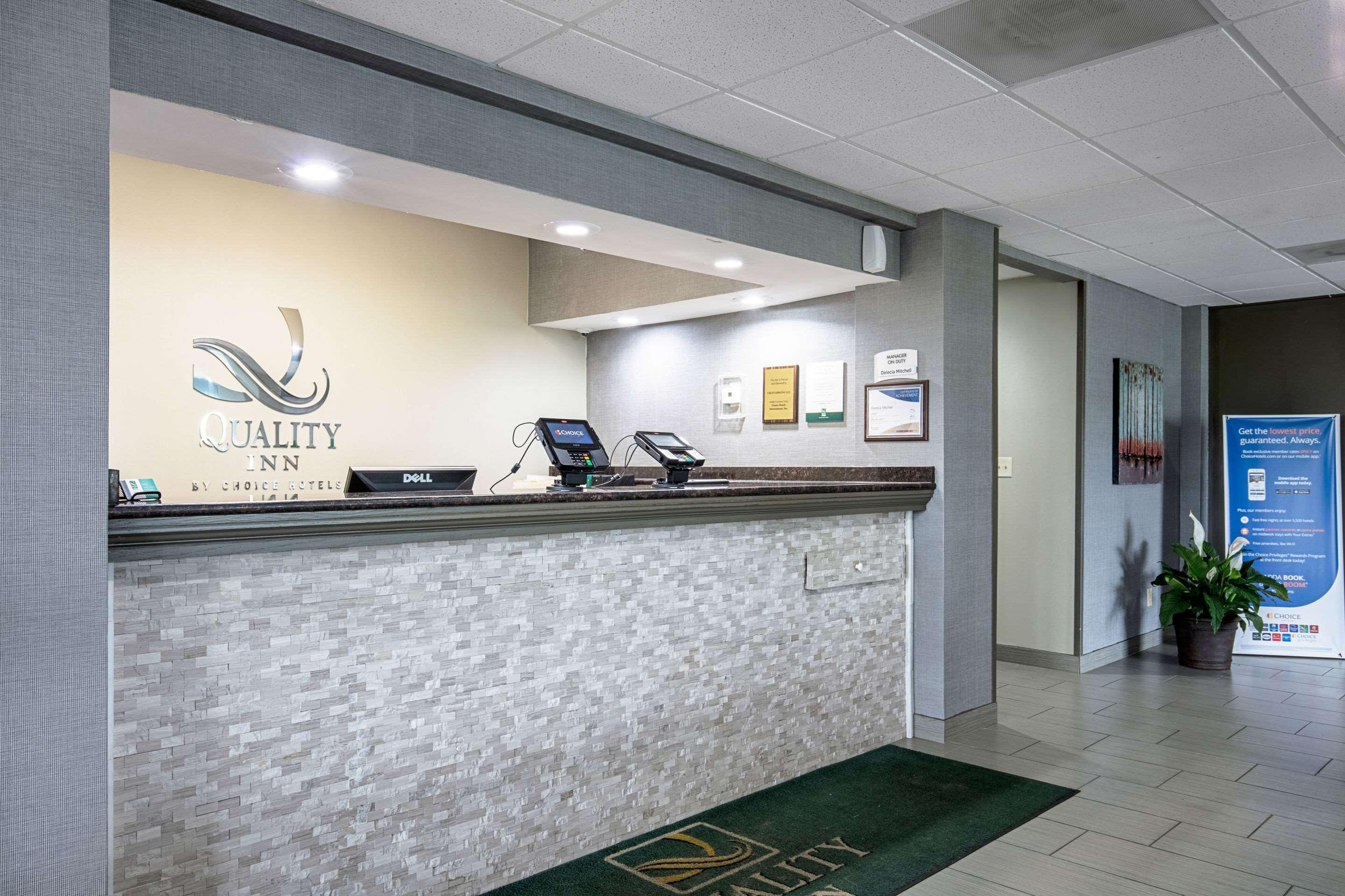 Quality Inn Holly Springs South Экстерьер фото